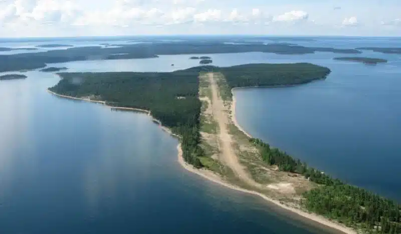 Lago Reindeer, Canadá